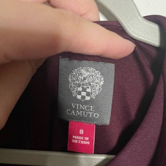 Vince Camuto Dress Sleeveless Ruffled Shift Dress in Auburn Burgundy Size 8 - Picture 3 of 5